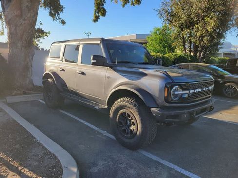 Certified 2022 Ford Bronco Wildtrak image 10