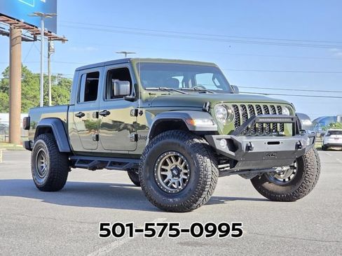 Used 2023 Jeep Gladiator Sport AWD/4WD image 24