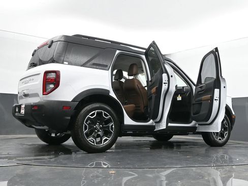 New 2025 Ford Bronco Sport Outer Banks image 73