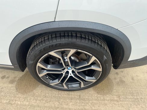 Used 2022 BMW X5 sDrive40i w/ Premium Package RWD image 35
