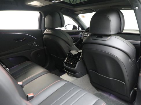 New 2025 Bentley Flying Spur Plug-In Hybrid image 29