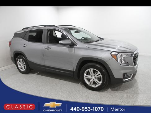 Used 2023 GMC Terrain SLE w/ Driver Convenience Package FWD image 1