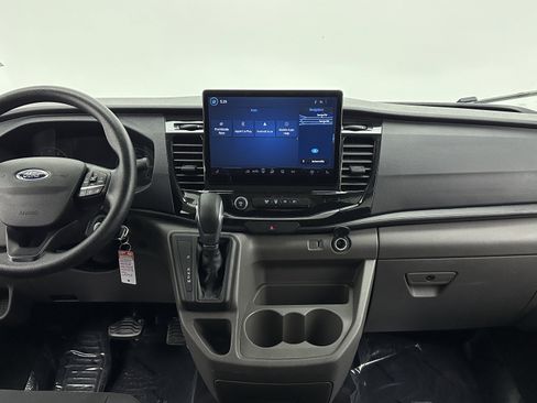 Used 2023 Ford Transit 350 XLT image 21