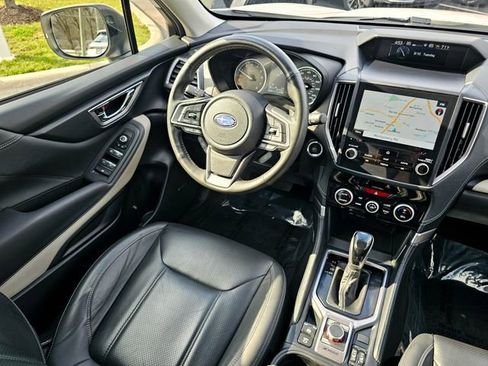 Used 2023 Subaru Forester Limited image 28