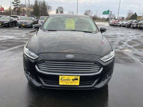 Used 2016 Ford Fusion Titanium image 3