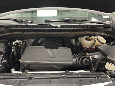 Used 2022 Chevrolet Suburban Z71 w/ Z71 Off-Road Package image 28