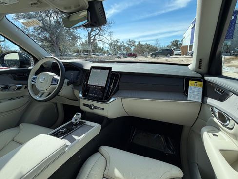 New 2026 Volvo XC90 B6 Ultra w/ Protection Package Premier image 11