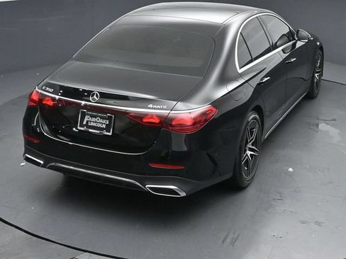 Used 2025 Mercedes-Benz E 350 4MATIC Sedan image 43