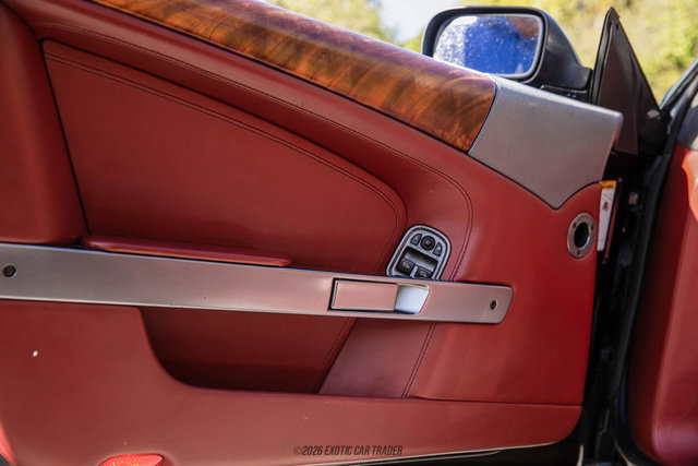 Used 2006 Aston Martin DB9 Volante RWD image 43