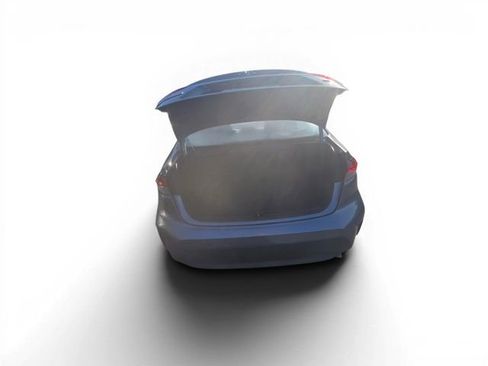 Used 2025 Toyota Corolla LE FWD image 10