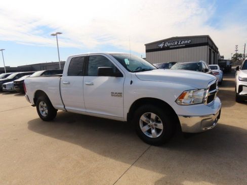Used 2015 RAM 1500 Classic SLT image 6