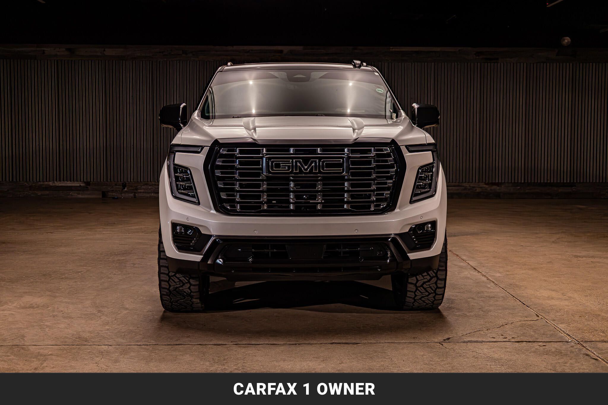 Used 2025 GMC Yukon XL Denali Ultimate AWD/4WD image 4