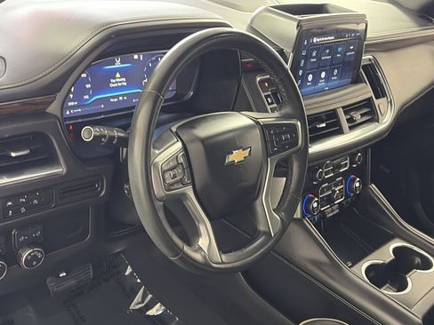 Used 2023 Chevrolet Tahoe Premier AWD/4WD image 11