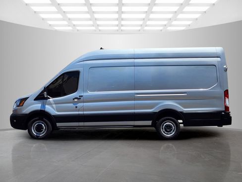 Used 2020 Ford Transit 250 148 High Roof Extended RWD image 4