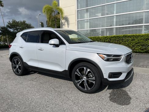 Used 2022 Volvo XC40 T5 Inscription w/ Advanced Package AWD/4WD image 11