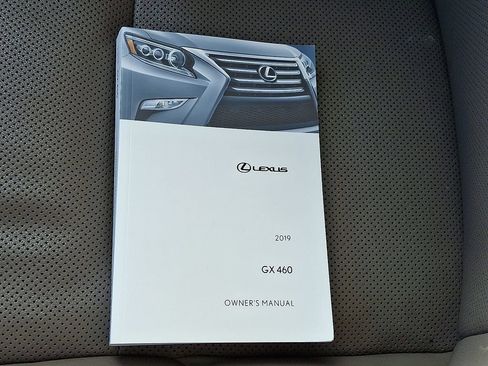 Used 2019 Lexus GX 460 Premium image 33