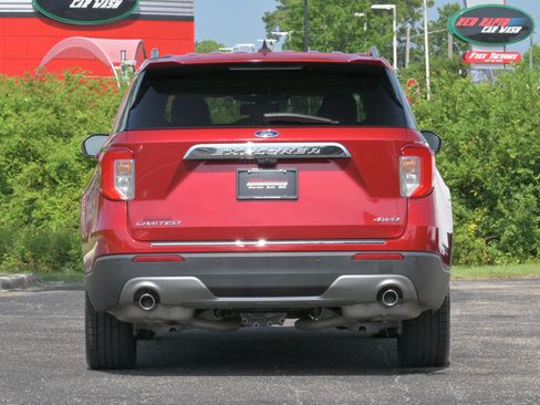 Used 2023 Ford Explorer Limited AWD/4WD image 34