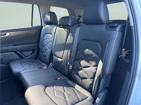 New 2026 Volkswagen Atlas SE FWD image 23