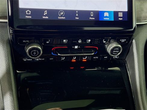 Used 2022 Jeep Grand Cherokee Overland image 8