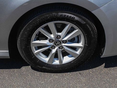 Used 2025 Toyota Camry LE FWD image 30