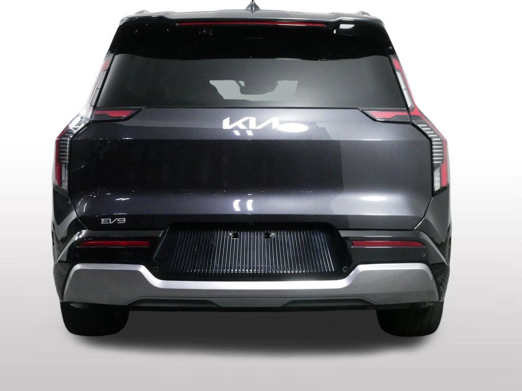 Used 2024 Kia EV9 Land AWD/4WD image 10