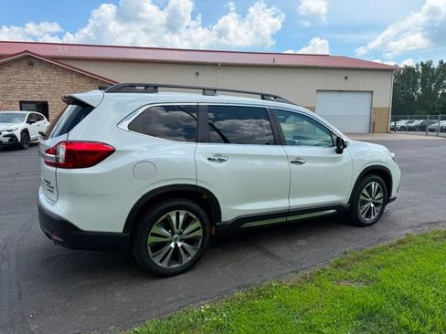 Used 2019 Subaru Ascent Touring AWD/4WD image 4