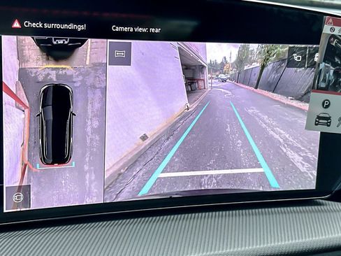 New 2025 Audi SQ5 Premium Plus image 19