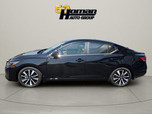 Used 2024 Nissan Sentra SV w/ SV Premium Package FWD image 2
