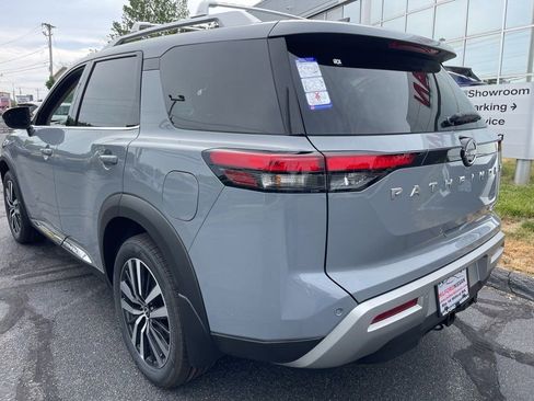 New 2025 Nissan Pathfinder Platinum w/ Cargo Package image 3