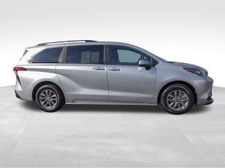 Certified 2024 Toyota Sienna LE video 2