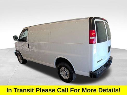 Used 2020 Chevrolet Express 2500 RWD image 8