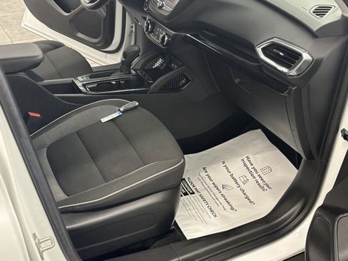 Used 2023 Chevrolet TrailBlazer LT image 27