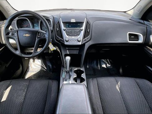 Used 2015 Chevrolet Equinox LS image 16