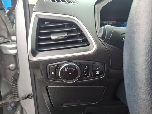 Certified 2023 Ford Edge SEL w/ Convenience Package AWD/4WD image 18