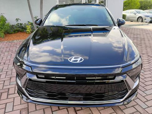 Used 2024 Hyundai Sonata SEL w/ Convenience Package FWD image 8