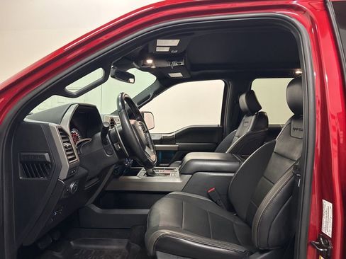 Used 2020 Ford F150 Raptor w/ Equipment Group 802A Luxury AWD/4WD image 26