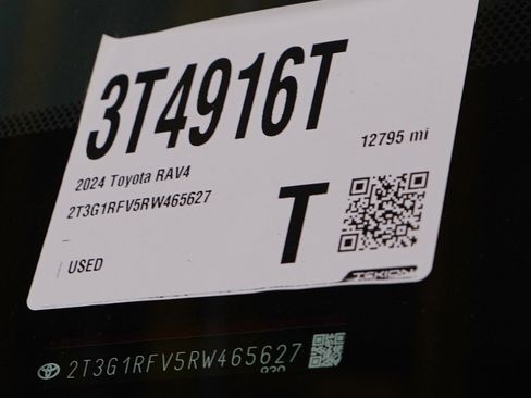 Used 2024 Toyota RAV4 LE AWD/4WD image 29