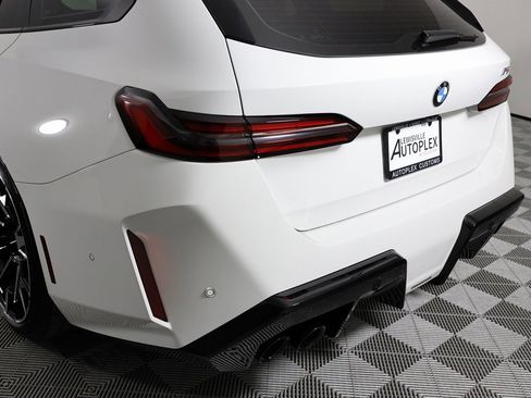 Used 2026 BMW M5 Touring image 54