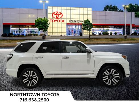 Used 2016 Toyota 4Runner Limited image 23