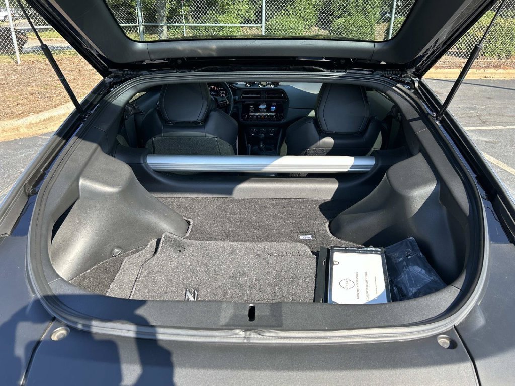 Used 2024 Nissan Z Performance w/ Floor Mat Package RWD image 12