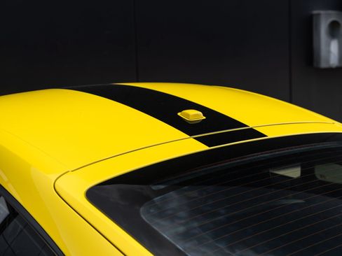 Certified 2016 Porsche Cayman GT4 RWD image 18