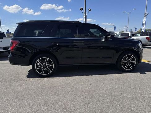Used 2019 Ford Expedition Limited w/ Equipment Group 303A image 4