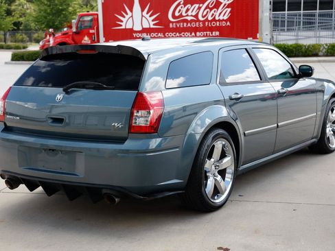 Used 2006 Dodge Magnum R/T w/ Convenience Group II RWD image 13