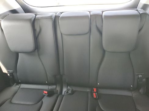 New 2026 Kia Carnival EX FWD image 22