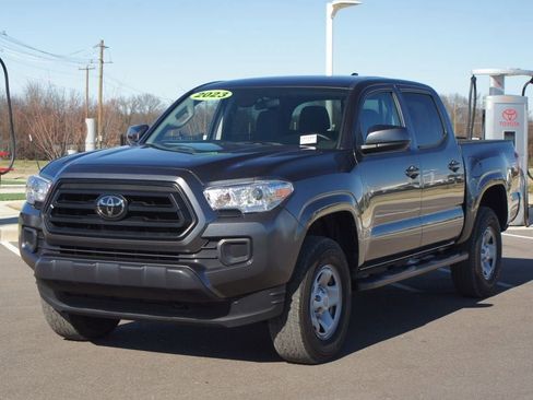 Used 2023 Toyota Tacoma SR image 21