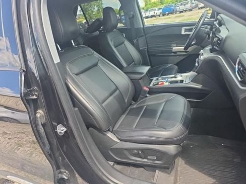 Used 2023 Ford Explorer XLT w/ Equipment Group 202A AWD/4WD image 20
