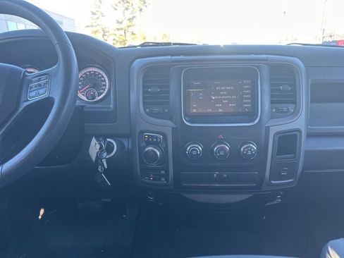 Used 2018 RAM 1500 Express image 20