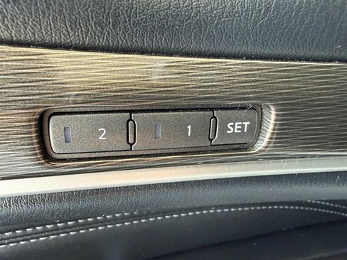 Used 2019 INFINITI QX60 Luxe w/ Essential Package FWD image 27