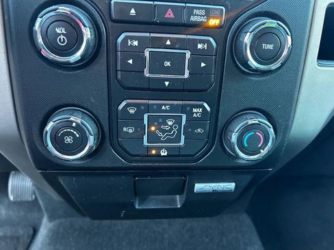 Used 2013 Ford F150 XLT w/ Luxury Equipment Group image 21