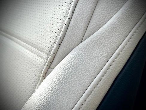 New 2026 Mercedes-Benz GLC 300 4MATIC image 31